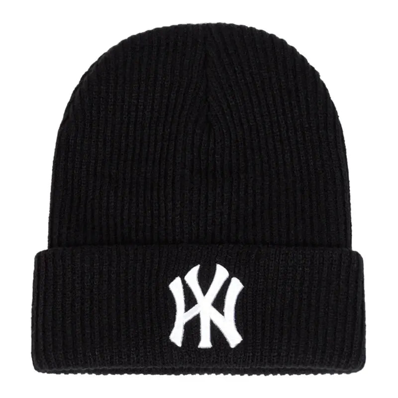 BEANIE (Graphic) - Yankee beanie embroidery for the winter